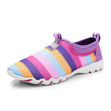 Taille US 5-13 Femmes Chaussures Respirable de Maille Chaussure Douce de Sport Chaussure Slip On à la Mode Avant Bas de Chaussure