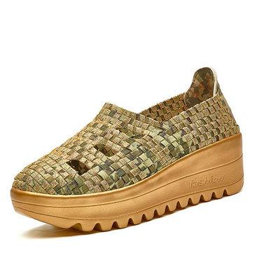 Slip coloré sur des chaussures à semelle bascule fait main tricot shake santé chaussures