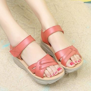 Femmes occasionnels semelle souple sandales de plage boucle couleur pure sandales compensées