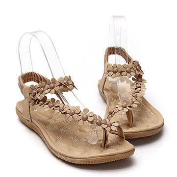 Femmes à la mode nouvelle fleurs de style punk forme d'épissage des sandales à lanières belle d'été