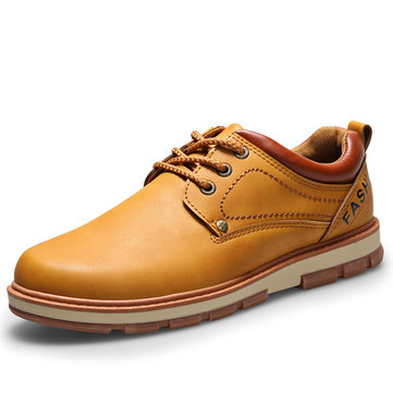 Homme, métal, oeillets, pur, couleur, lacet, haut, occasionnel, oxford, chaussures